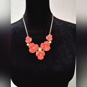 H&H GOLD TONE CHAIN NECKLACE WITH CORAL ACCENTS